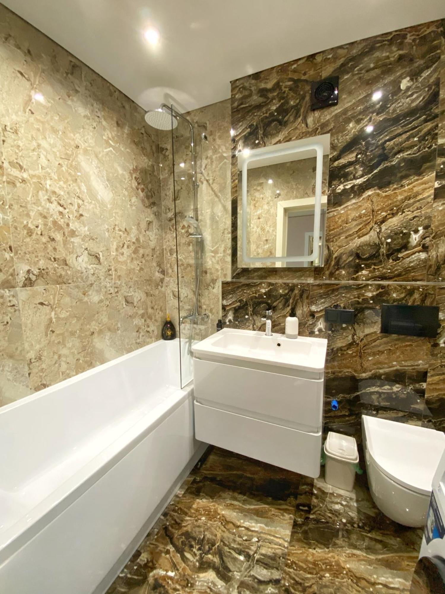 Apartament Apatrment In Khmelnytsky Street Natasha Lwów Zewnętrze zdjęcie