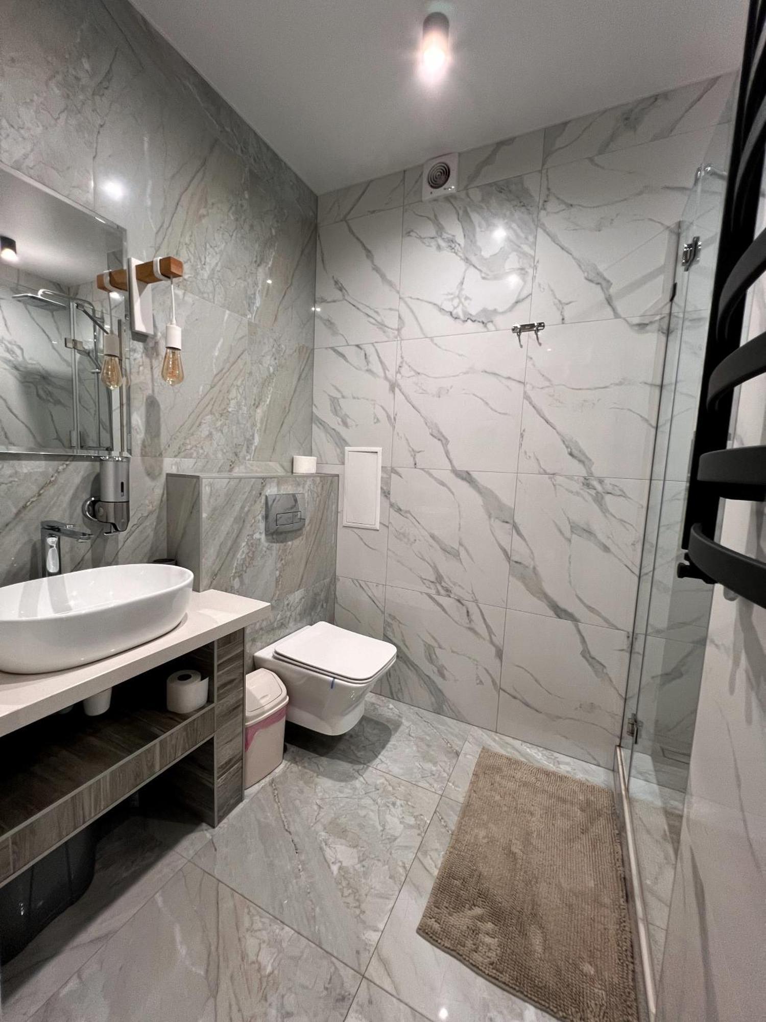 Apartament Apatrment In Khmelnytsky Street Natasha Lwów Zewnętrze zdjęcie